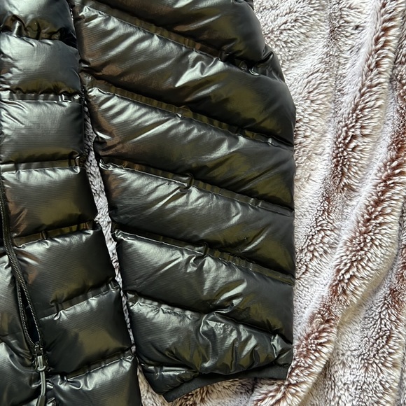 MOUNTAIN HARDWEAR STRETCHDOWN RS OUTDOOR JACKET - MEN'S Medium - Picture 3 of 6